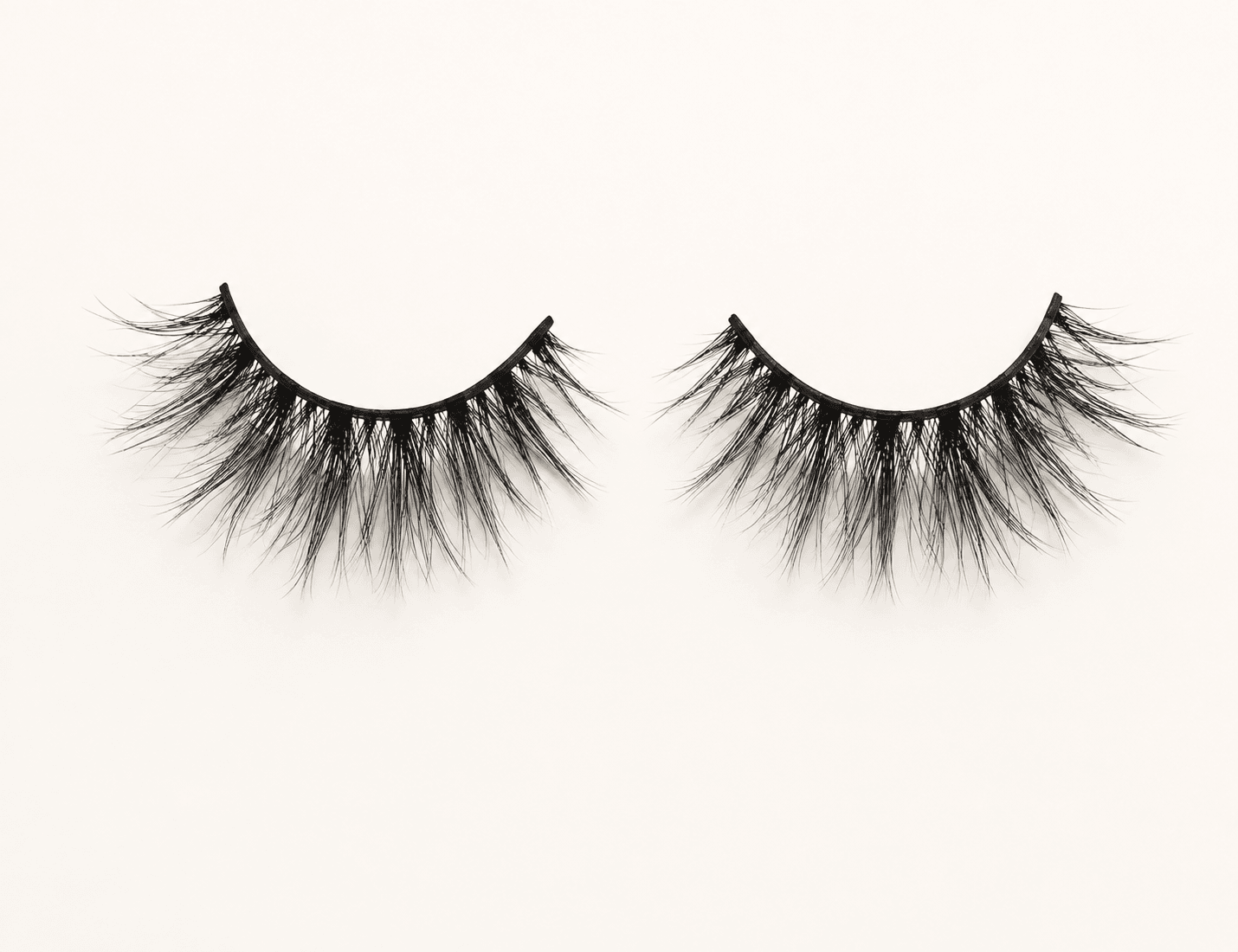 Wispy lash style direction