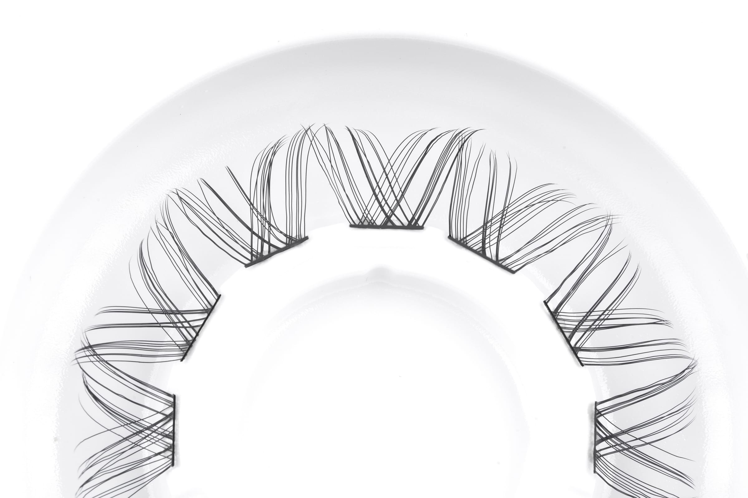 Original photograph of an LDF02 linked-band DIY lash assortment