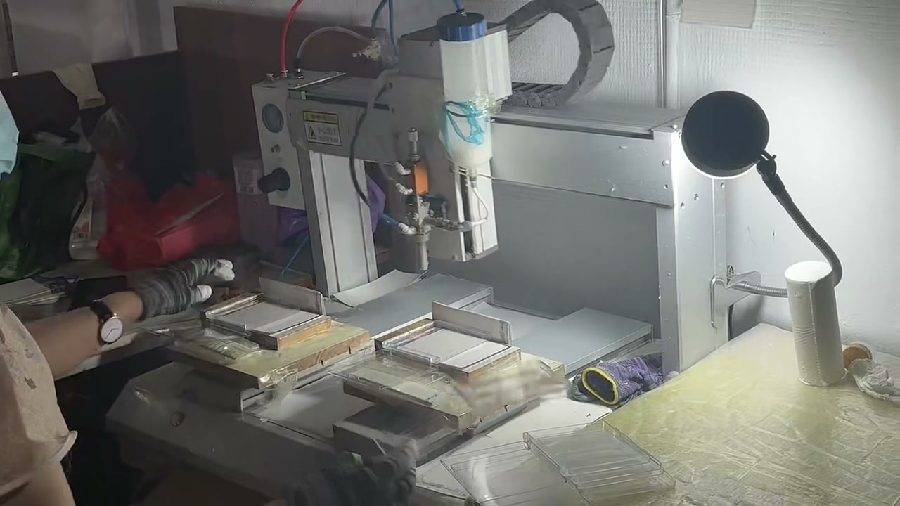 UNIBEAUTY precision production cell supporting controlled repeat-order lash manufacturing